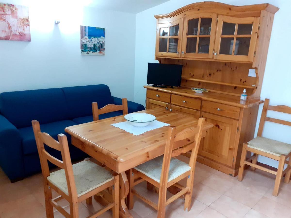 Leo Appartamenti Con Vista Panoramica Ериче Екстериор снимка